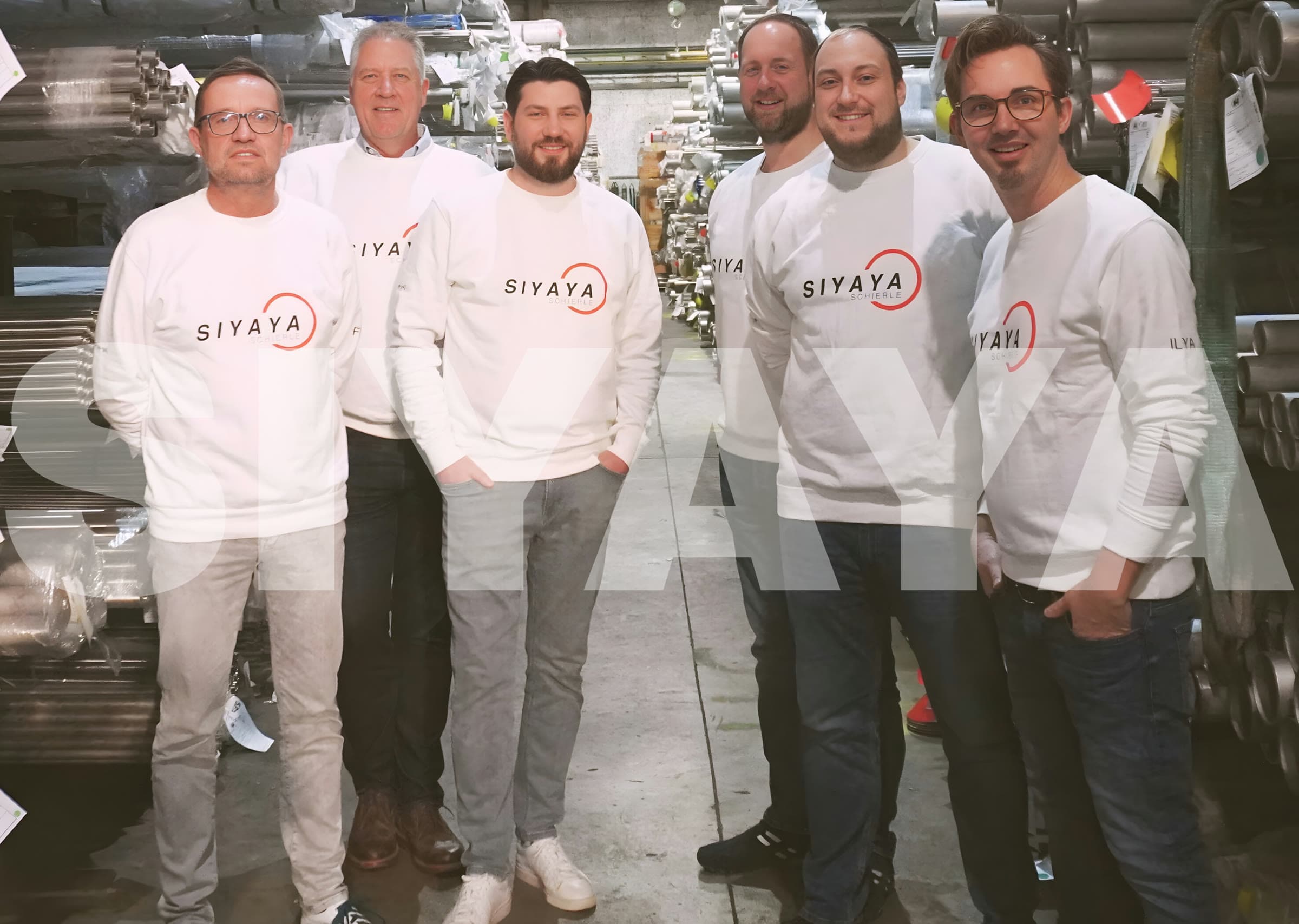 Das Team von Schierle Siyaya im Rohrlager in Neuss